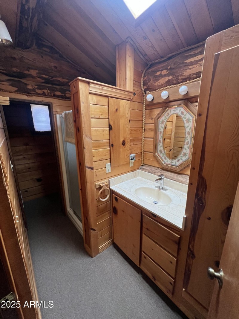 Showlow cabin-14