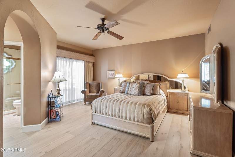 PRIMARY BDRM SUITE