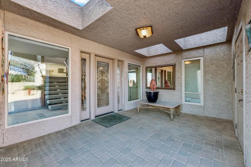 004_Front Entry Porch