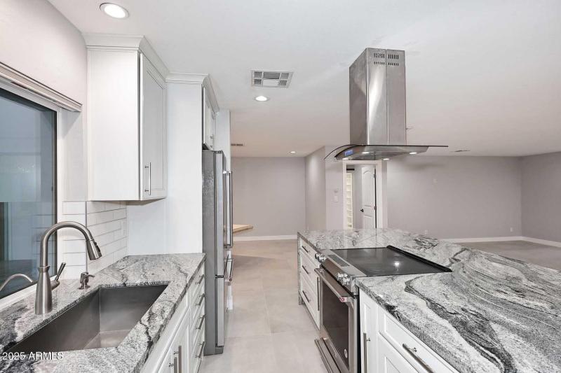 Kitchen-Range