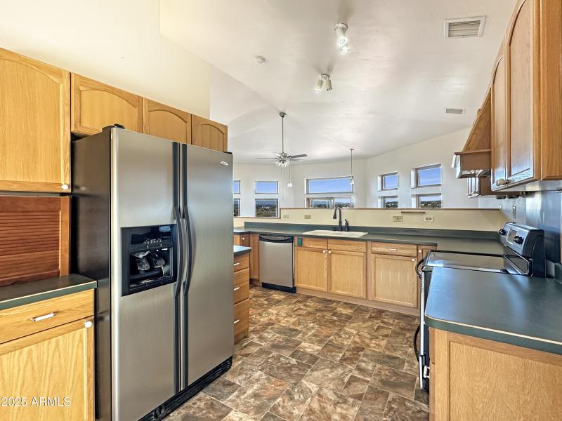 0578258085f3b17dabc37670e423627ed35f455e