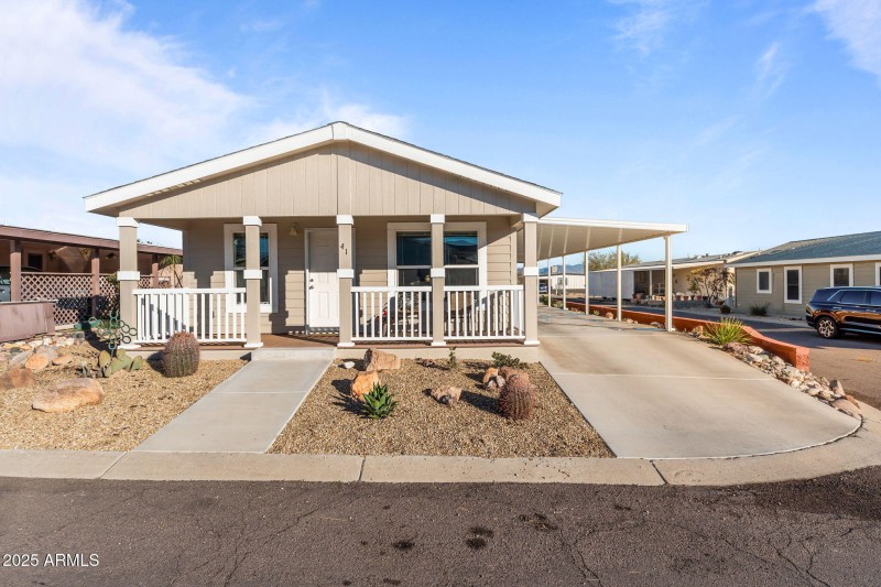 Great corner lot