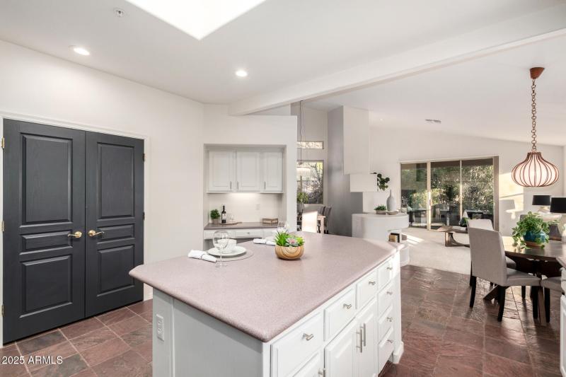 Open Kitchen Concept!