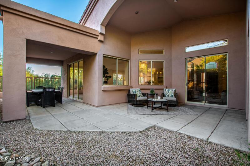 Backyard Covered Patio Space!