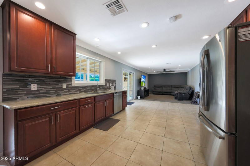Kitchen 3