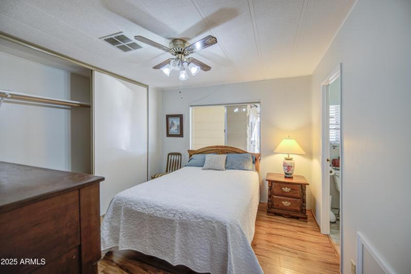 Bedroom 2-pic 1