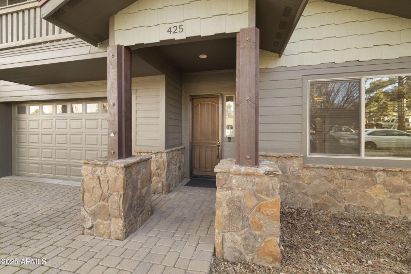 50-web-or-mls-FA9A5566