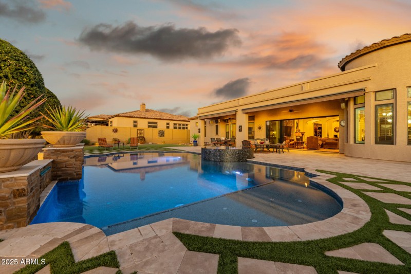Pool with spa
