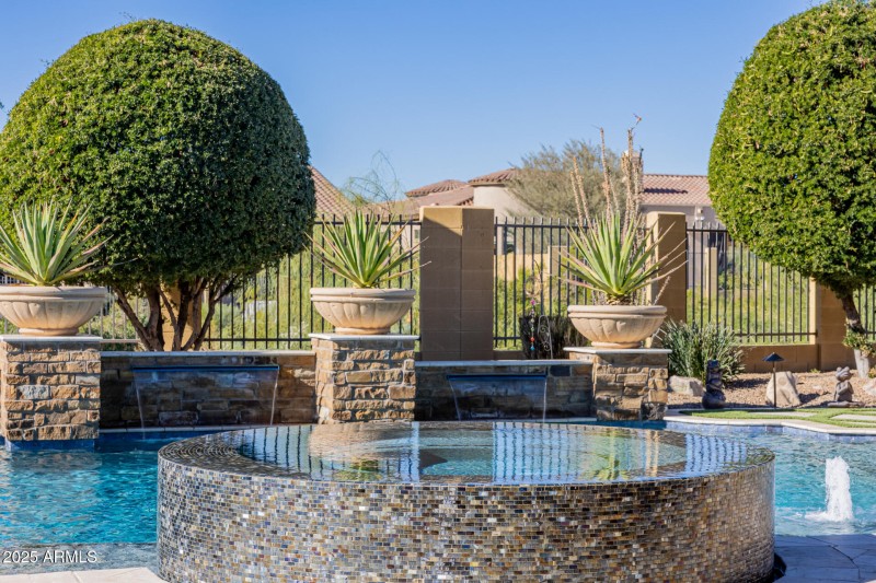 Pool / spa