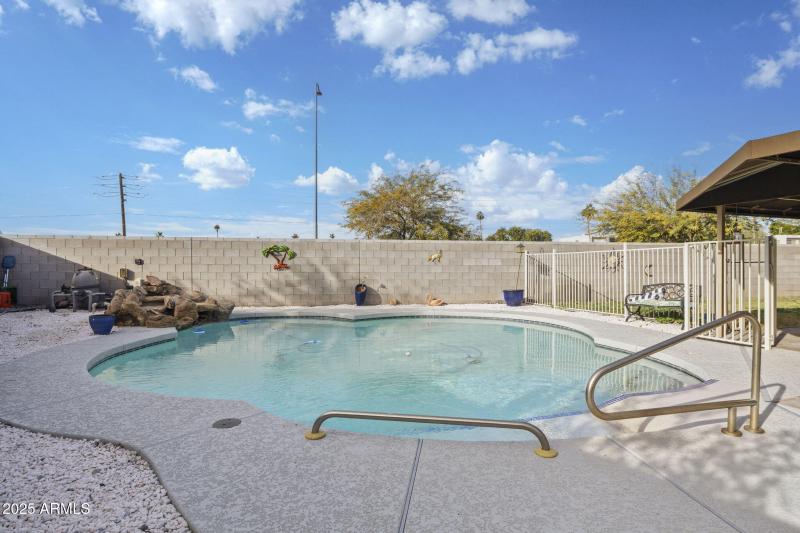 8906 N 102nd Ln Peoria - 343
