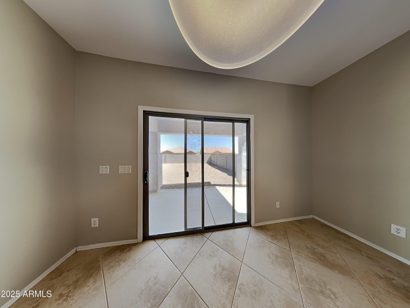 1004650.46008 W Amsterdam Road_3