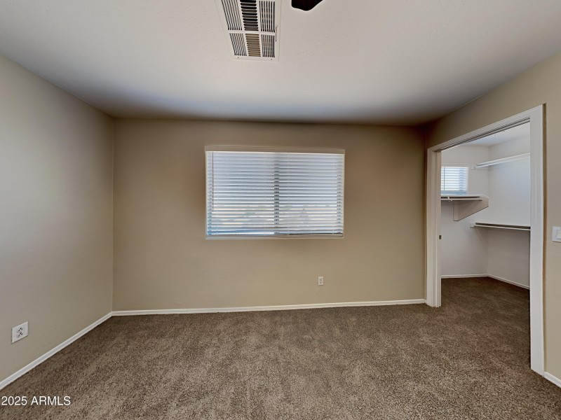 1004650.46008 W Amsterdam Road_17