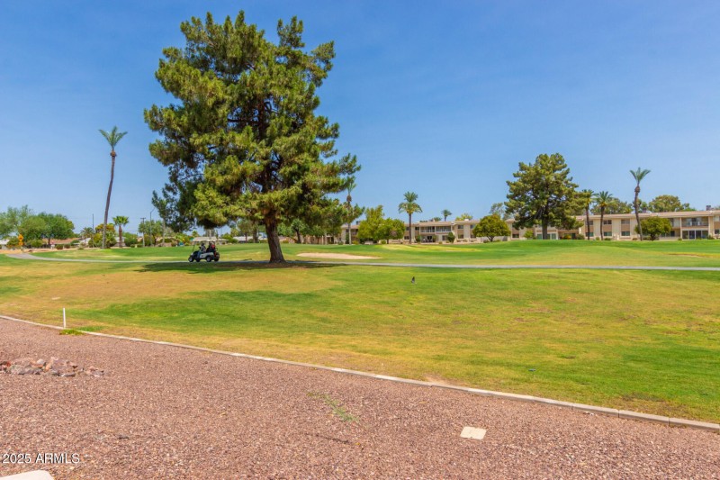 48-Desert Hills