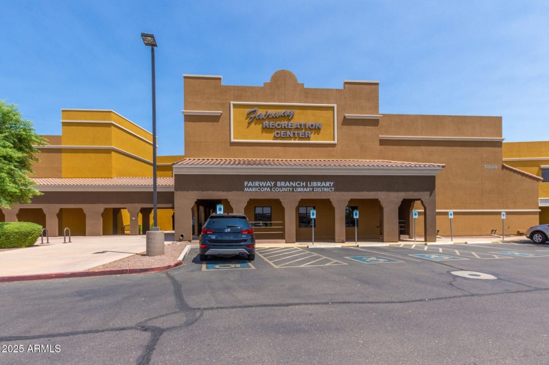 55-Desert Hills