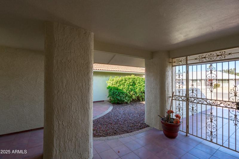 07-Courtyard Entry