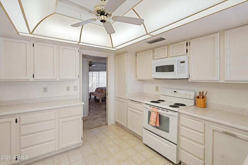 13-Kitchen