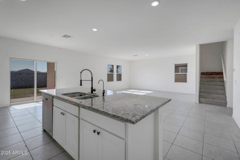 5-web-or-mls-Qp-5809