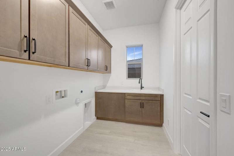 Homesite480-023