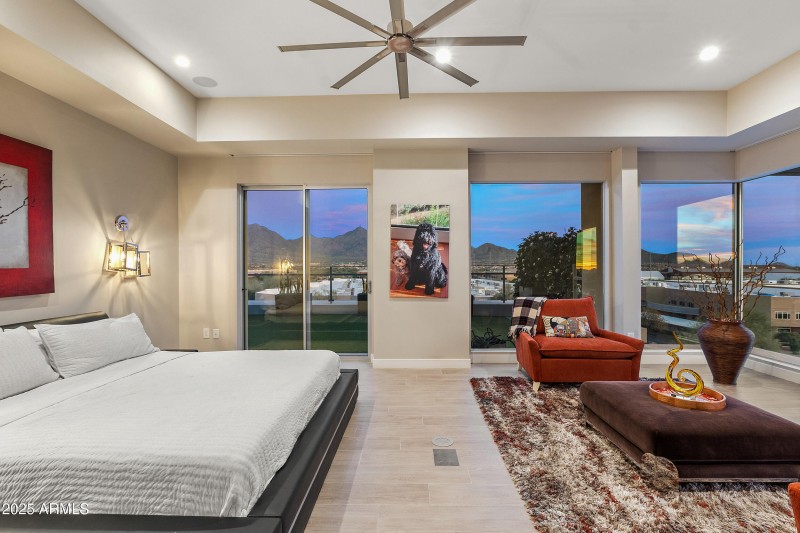 Primary suite