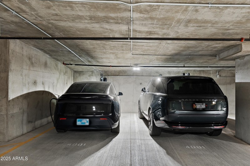 Garage space 1 & 2