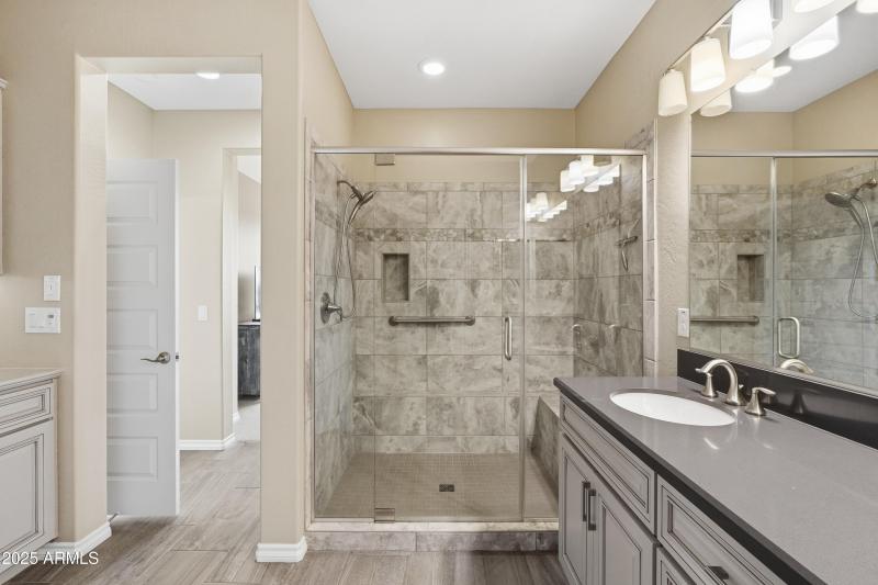 Primary bath
