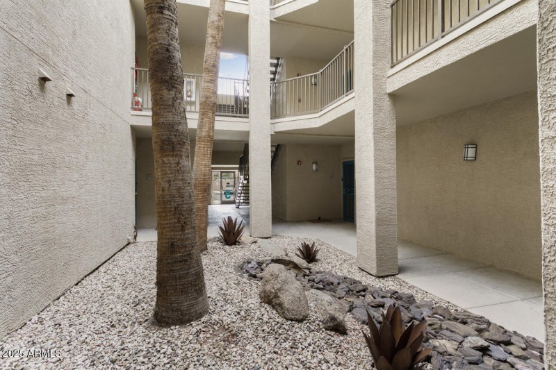 5-Interior-Common-Area