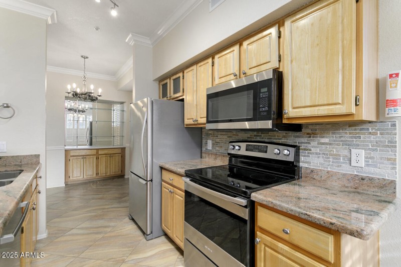 21-Kitchen