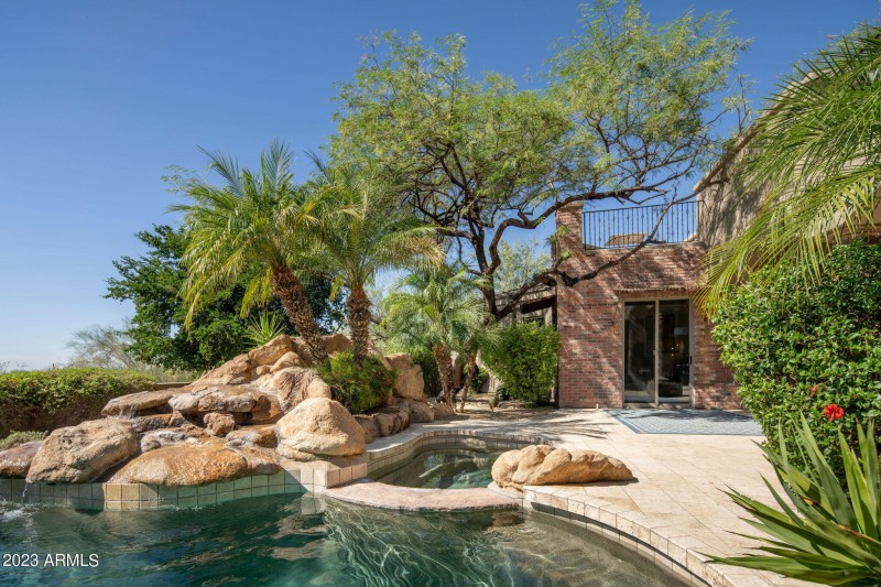 Pool House