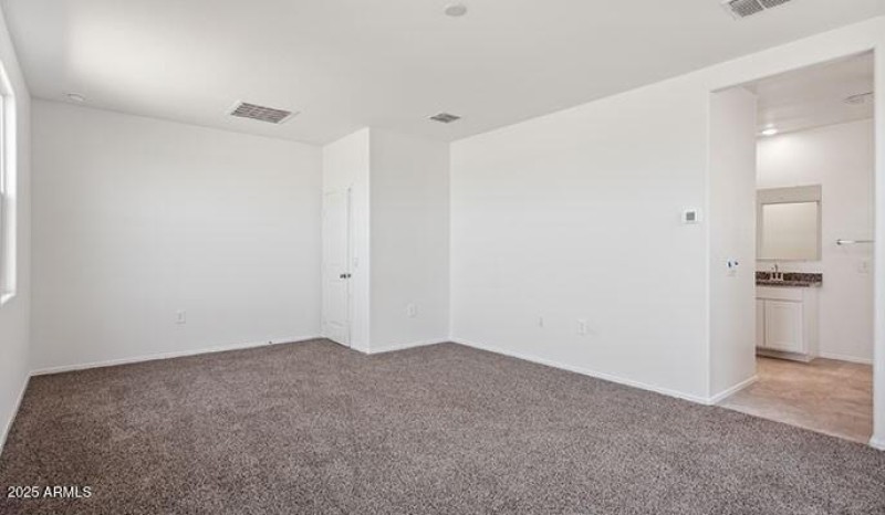 06_Bedroom1