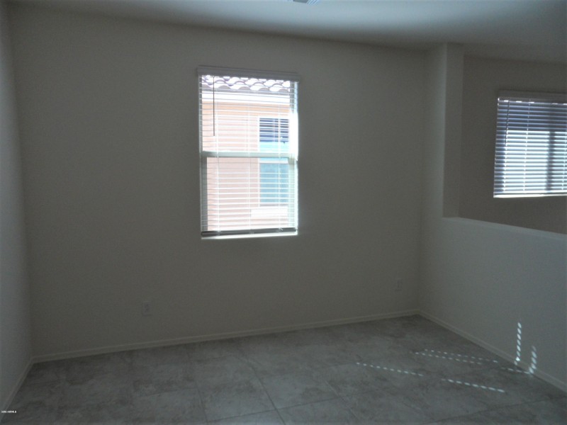 Photo #4