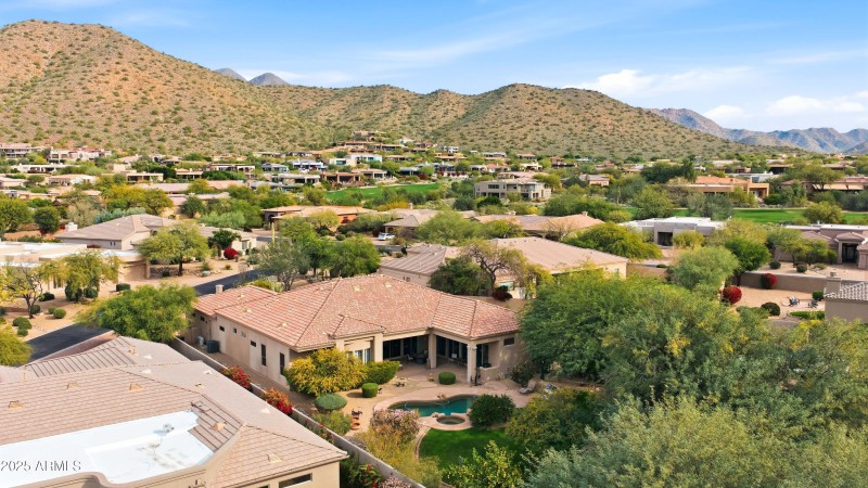 Enveloped by Stunning mountain Vistas!