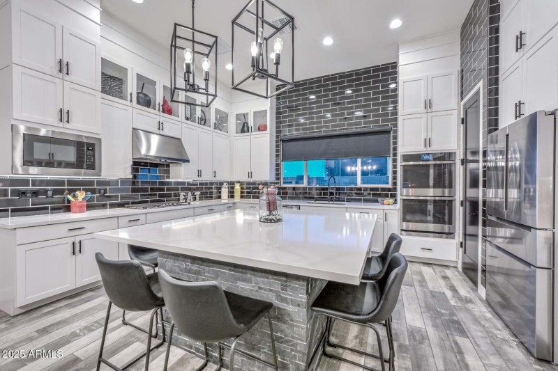 Kitchen-Island