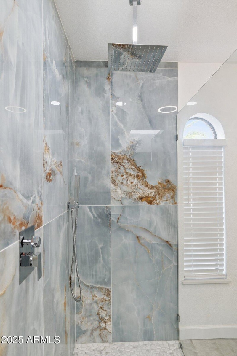 23-web-or-mls-17005-e-nicklaus-dr