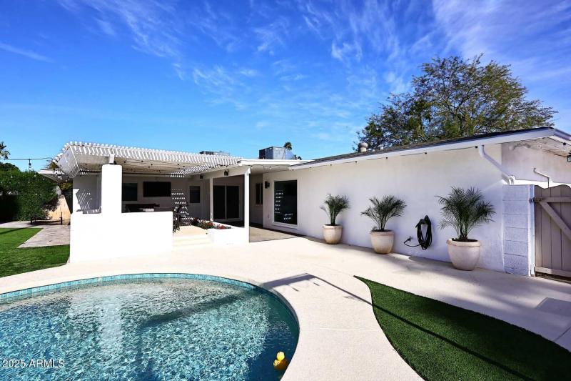 Pool Patio2