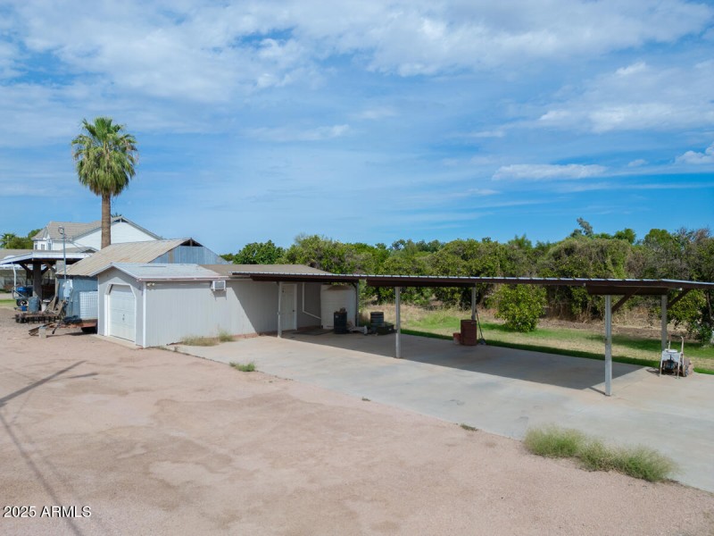 carport