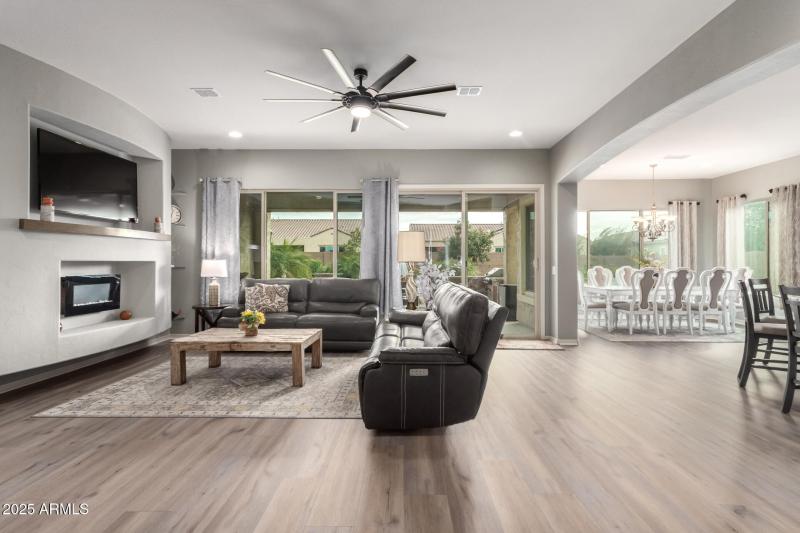 11 Turnberry