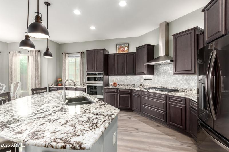 16 Turnberry