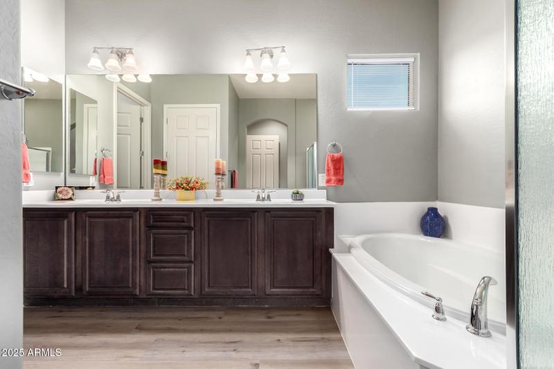 23 Turnberry