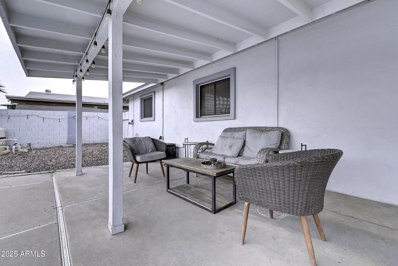 6959 W Solano Dr (16)