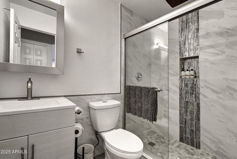 6959 W Solano Dr (37)