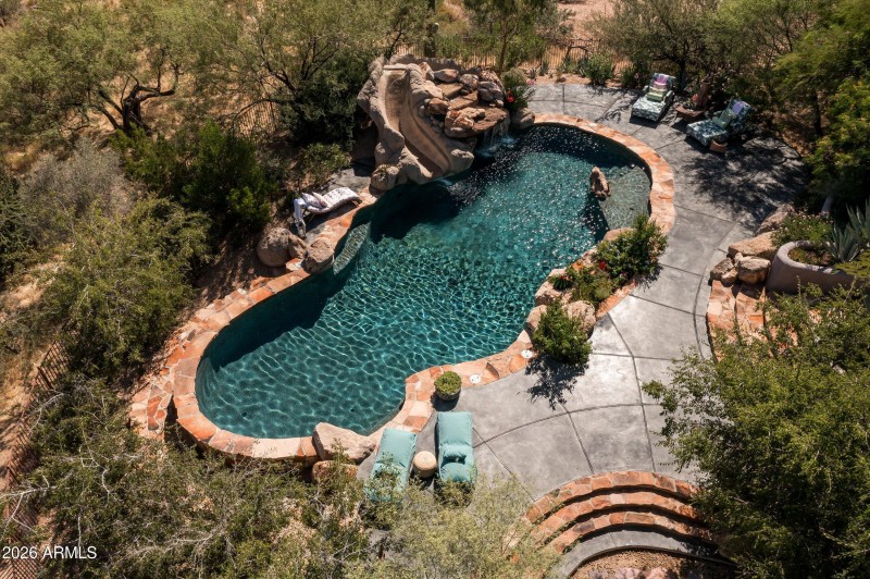 Resort Refined~