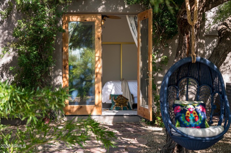 Guest Patio~