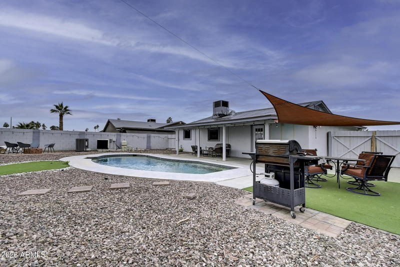 6959 W Solano Dr (8) copy