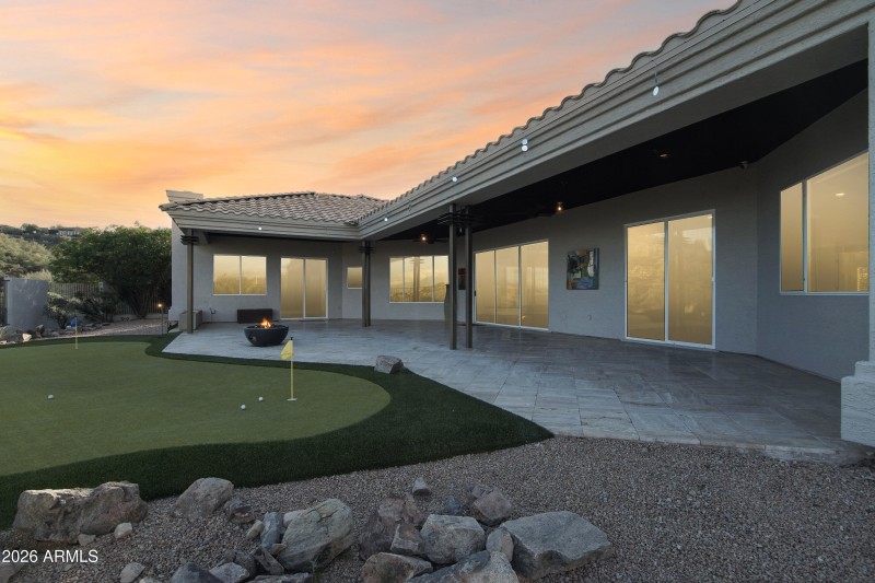 VT-14955 N Zapata DR