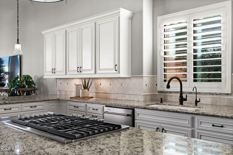 Gas cooktop