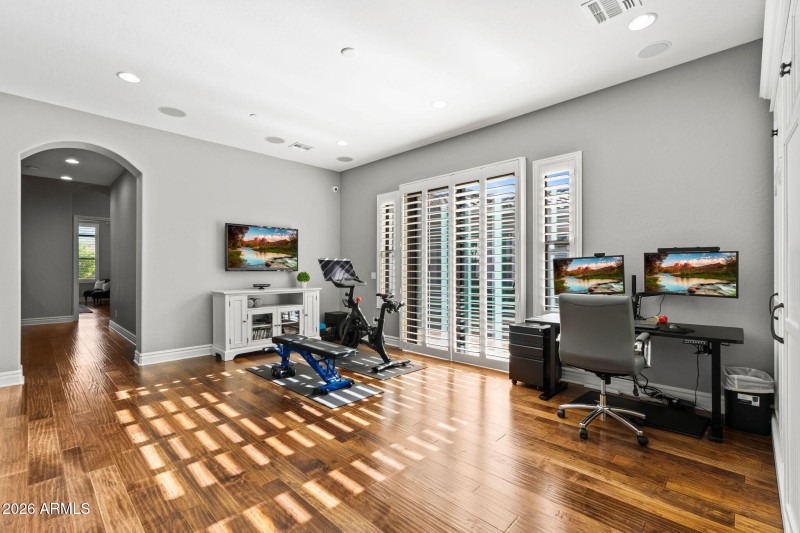 Bonus area by secondary suites