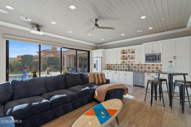 Pool House kitchen