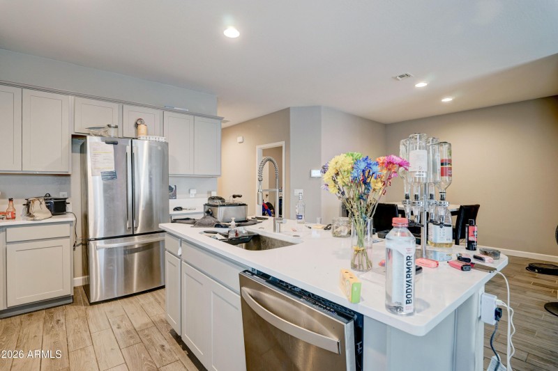 24074 W Zak Rd-6