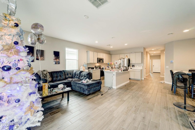 24074 W Zak Rd-9