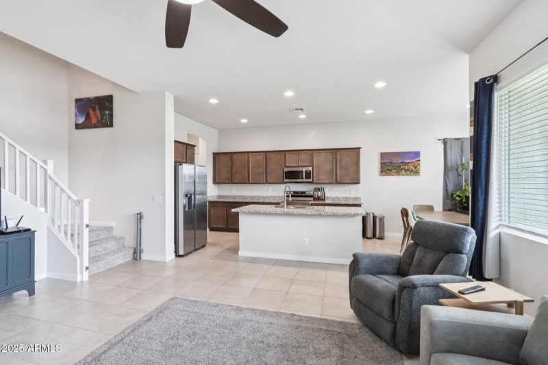 11-web-or-mls-E Spruce Dr-S2307-009